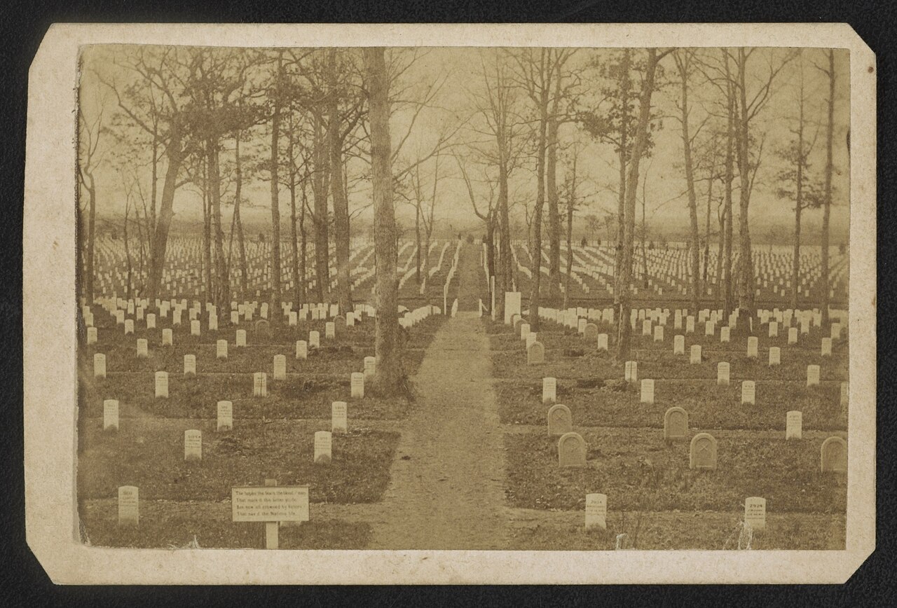 Rows of headboards at Arlington Cemetery